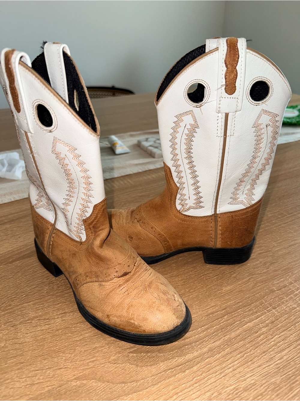 Old West Kids Tan and White Western Pull-On Boots